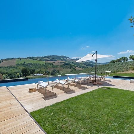 Dimora Montefiore 11, Emma Villas Montefiore dell'Aso Bagian luar foto