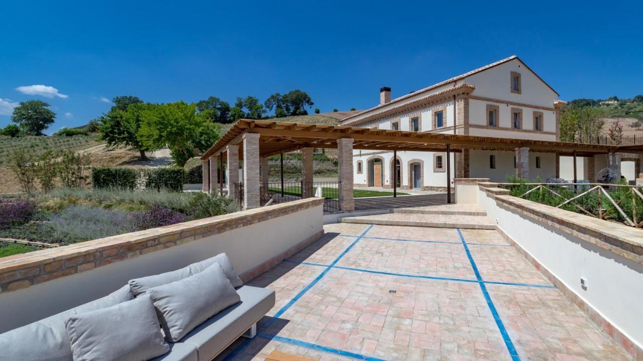 Dimora Montefiore 11, Emma Villas Montefiore dell'Aso Bagian luar foto