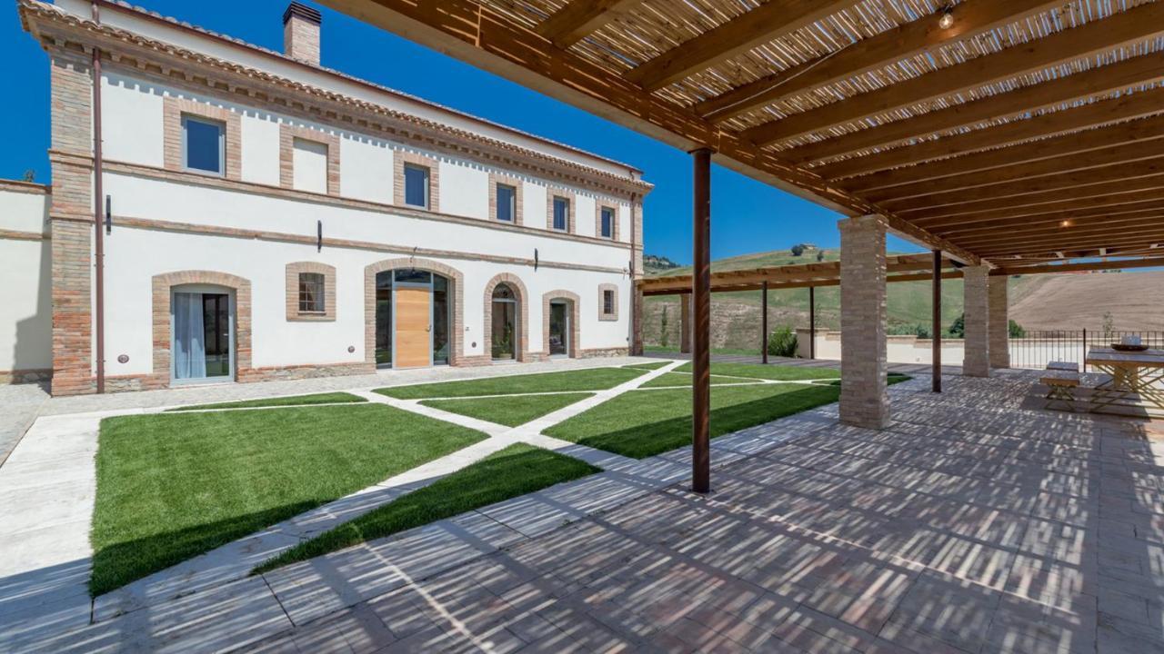 Dimora Montefiore 11, Emma Villas Montefiore dell'Aso Bagian luar foto