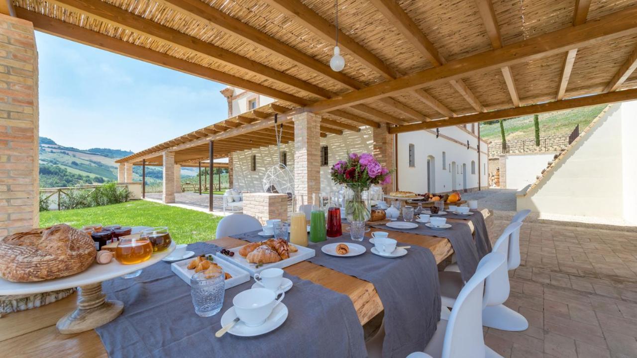 Dimora Montefiore 11, Emma Villas Montefiore dell'Aso Bagian luar foto