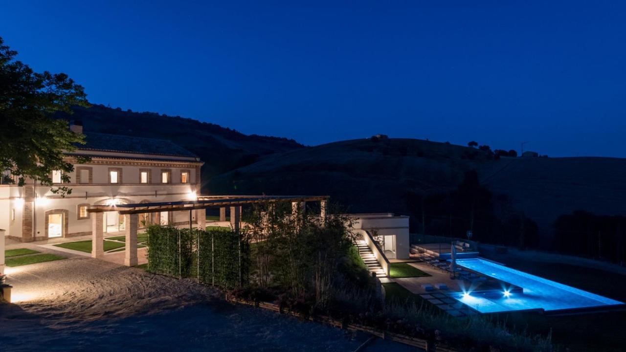 Dimora Montefiore 11, Emma Villas Montefiore dell'Aso Bagian luar foto